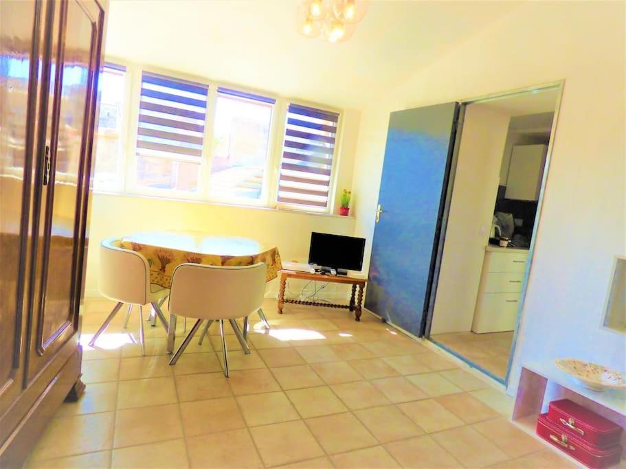 דירות La Terrasse Ensoleillee Arles Camargue מראה חיצוני תמונה